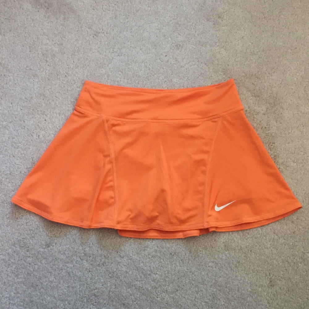 Nike Flouncy Knit Tennis Skirt NWOT